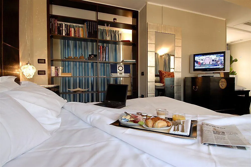 Townhouse 12 Hotel Milánó Olaszország