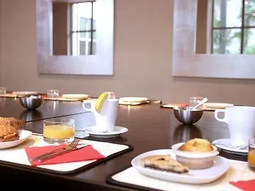 Townhouse 12 Hotel Milánó